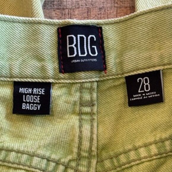 BDG Urban Outfitters Yellow Green Loose Baggy High Rise Jeans Size 38 Cotton - Picture 3 of 7